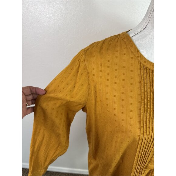 J Jill Women's M Button Popovr Tunic Blouse Gold Swiss Dot Pleated EUC - Picture 4 of 12